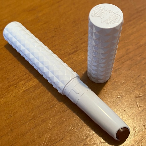 Kat Von D Epic Kiss Lipstick - Picture 3 of 13